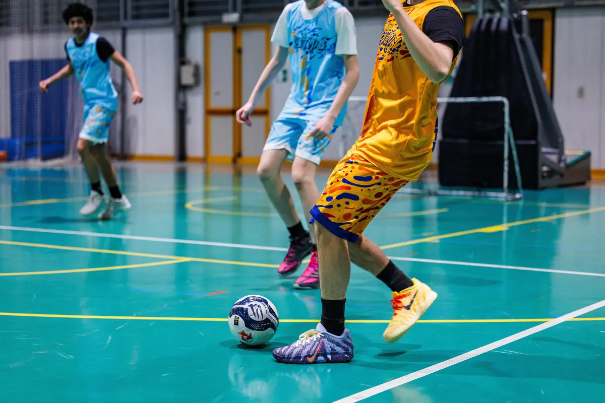 MiniSessione Levico Hoops Up-6 Ragazzo in piscina